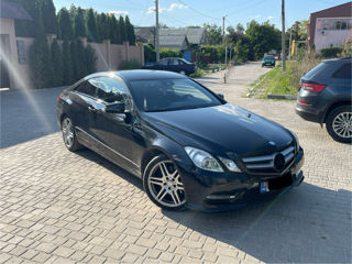 Mercedes E-Class Coupe foto 2