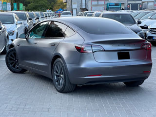 Tesla Model 3 foto 5