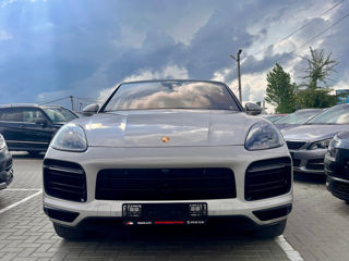 Porsche Cayenne Coupe foto 2