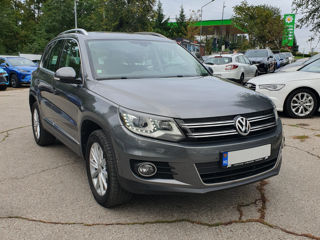 Volkswagen Tiguan foto 2