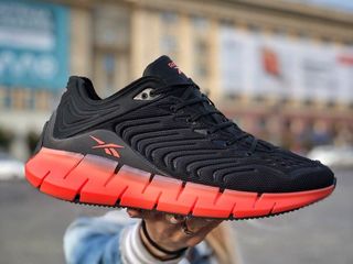 Reebok Zig Kinetica Black \u0026 Red