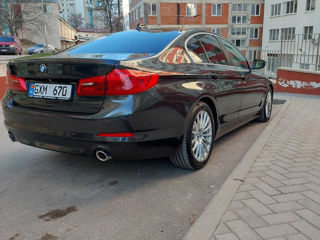 BMW 5 Series foto 8