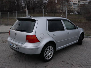 Volkswagen Golf foto 3