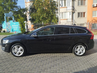 Volvo V60 foto 5