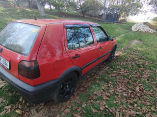 Volkswagen Golf foto 1