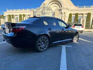 BMW 5 Series foto 4