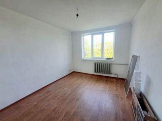 Apartament cu 3 camere, 70 m², Paminteni, Bălți foto 5