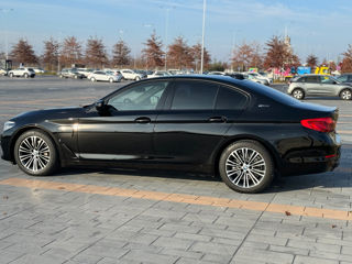 BMW 5 Series foto 6