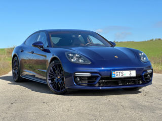 Porsche Panamera foto 2