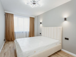 Apartament cu 3 camere, 85 m², Buiucani, Chișinău foto 3