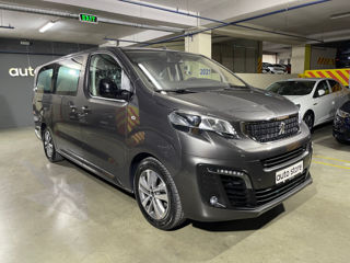 Peugeot Traveller foto 1