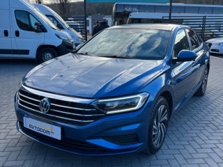 Volkswagen Jetta foto 1