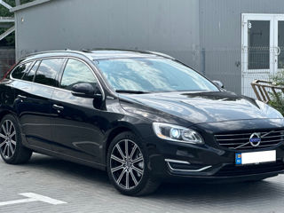 Volvo V60 фото 3