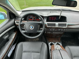 BMW 7 Series foto 7