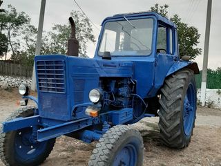 Tractor MTZ 80 foto 1