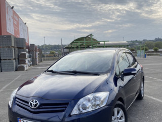 Toyota Auris foto 1