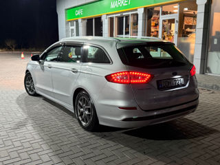 Ford Mondeo foto 4