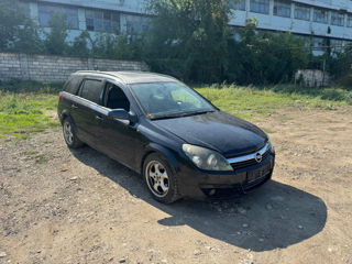 Opel Astra H 1.9 16v запчасти foto 2