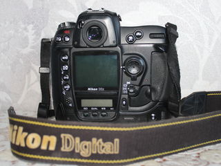 Nikon D2X Body + Obiectiv! foto 2