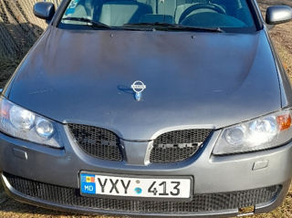 Nissan Almera foto 3