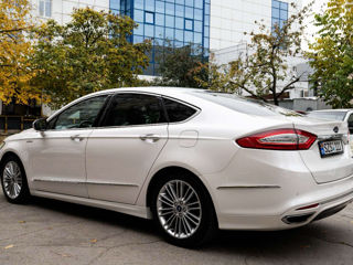 Ford Mondeo foto 4