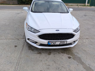 Ford Fusion foto 7