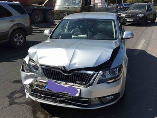 Skoda Superb foto 1