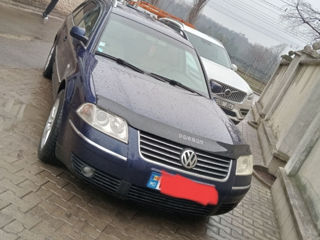 Volkswagen Passat foto 1