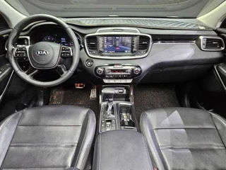 KIA Sorento foto 6