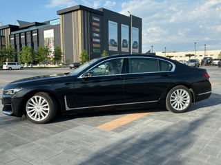 BMW 7 Series foto 2