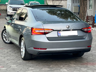 Skoda Superb foto 5