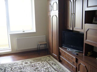 Chirie apartament ser.143 cu 2 odai + llving,Dacia colt cu Independentei !!! foto 4