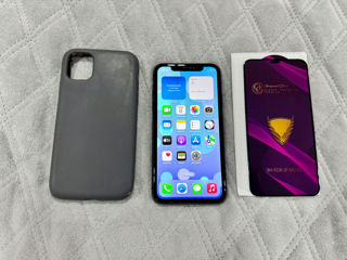 iPhone 11 Black 64Gb foto 2