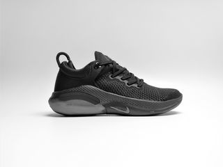 nike joyride triple black
