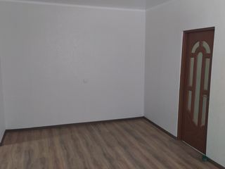 Apartament cu 3 camere, 60 m², Periferie, Drochia foto 5