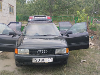 Audi 80