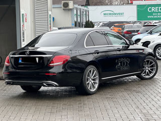 Mercedes E-Class foto 5