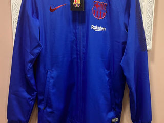 Costum sportiv NIKE