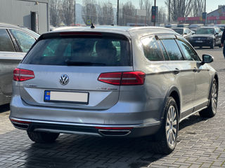 Volkswagen Passat foto 3