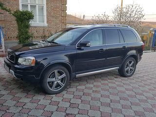 Volvo XC90 foto 1