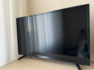 Hisense Smart-TV.Diagonala-82sm.YouTybe-Wi-Fi.Lucreaza si arata Perfect. foto 2