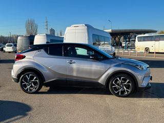 Toyota C-HR foto 5