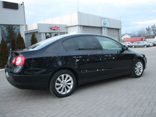 Volkswagen Passat foto 4