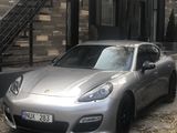 Porsche Panamera foto 3