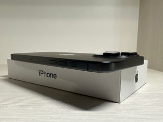 iPhone 15 Pro Max foto 8