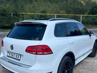 Volkswagen Touareg foto 4