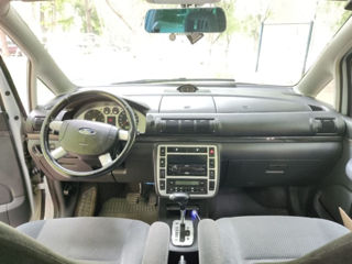 Ford Galaxy foto 4