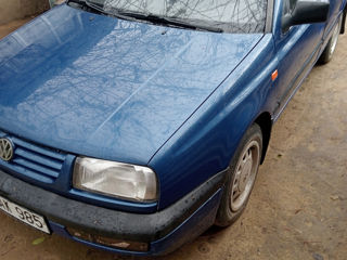 Volkswagen Vento foto 5