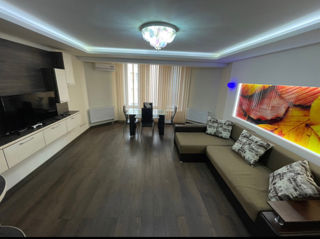 Apartament cu 2 camere, 75 m², Centru, Chișinău foto 6