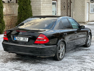 Mercedes E-Class foto 6